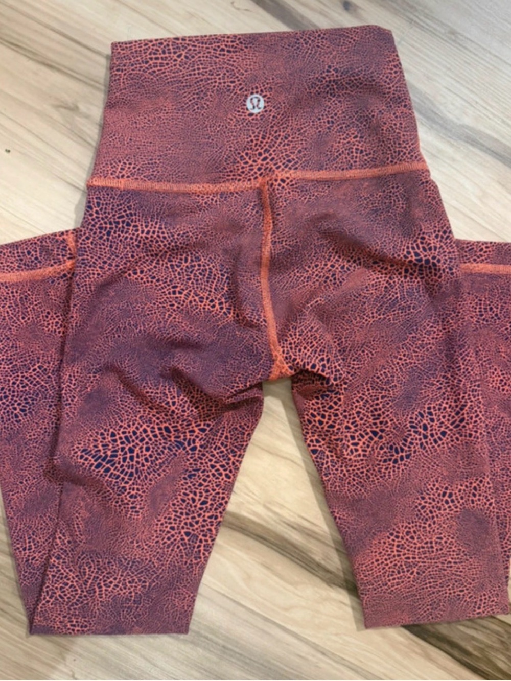 Lululemon crackle leggings size 0